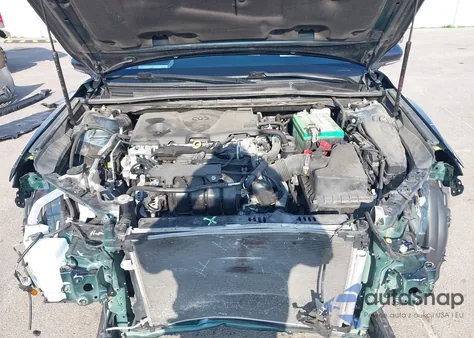 2020 Toyota Camry Le Awd z USA, uszkodzony, nr VIN 4T1C11BK1LU004968